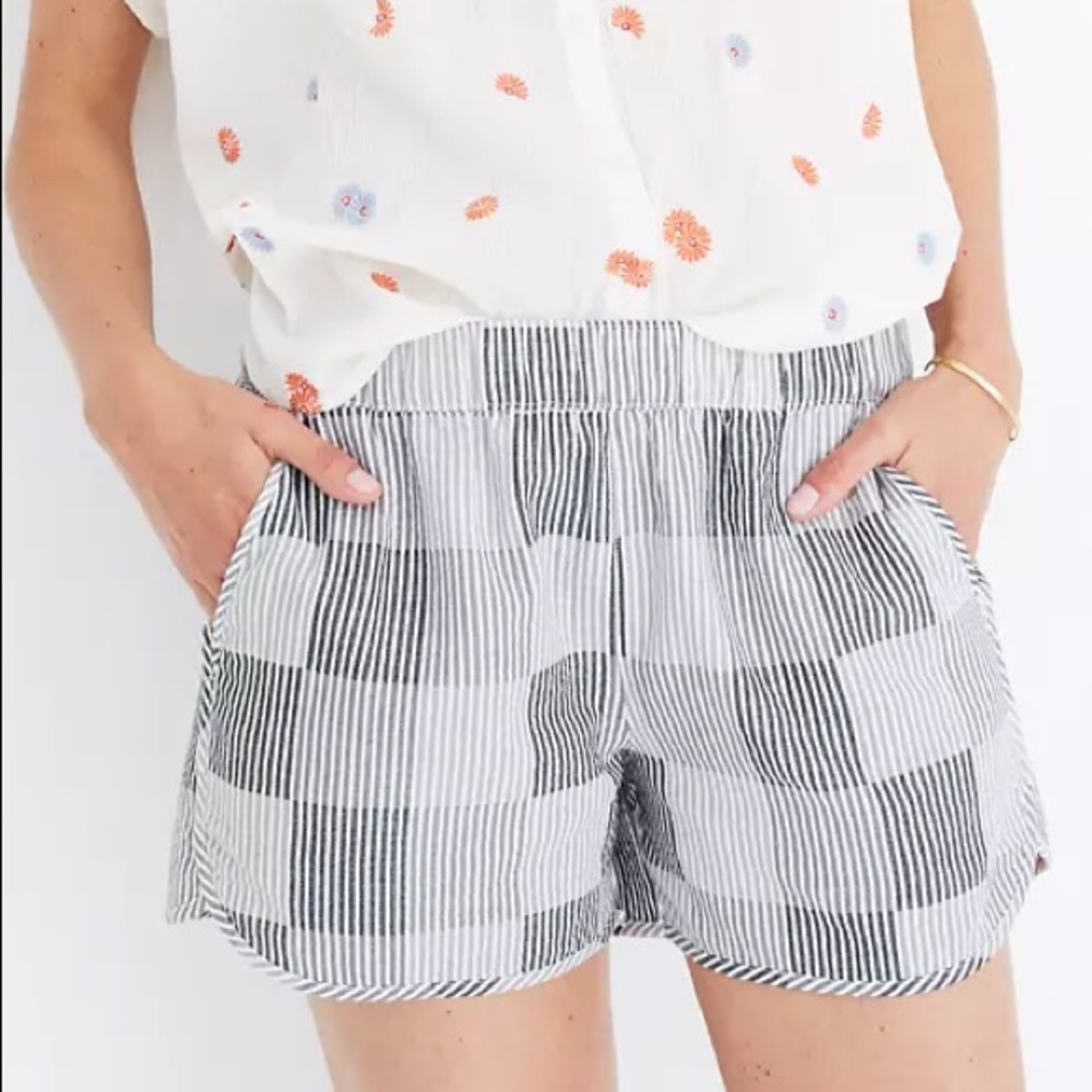 Madewell Pull-On Shorts in Striped Check